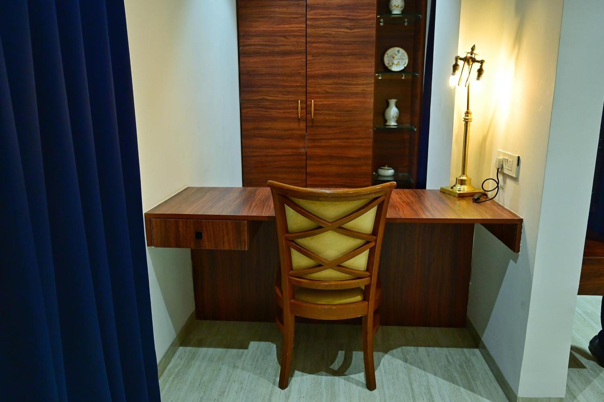 The One Hotel Nashik Exterior photo